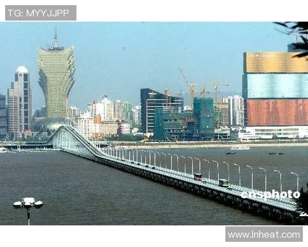 澳门与香港的文化差异与经济发展对比分析探讨